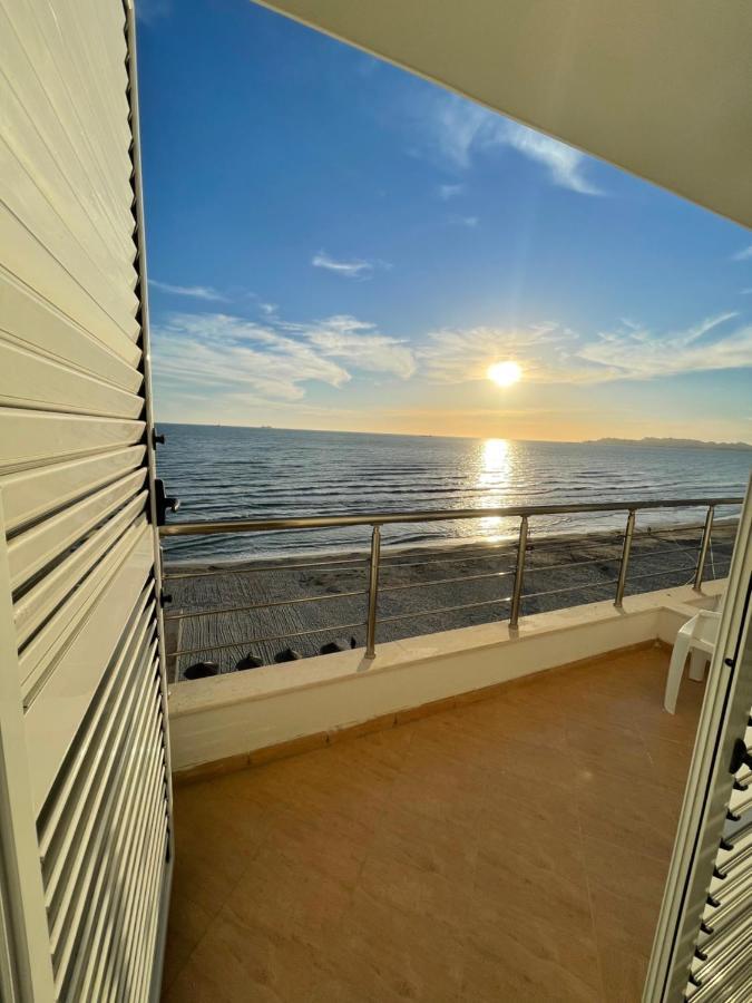 Seaview Apartment For Rent Durrës Exterior foto